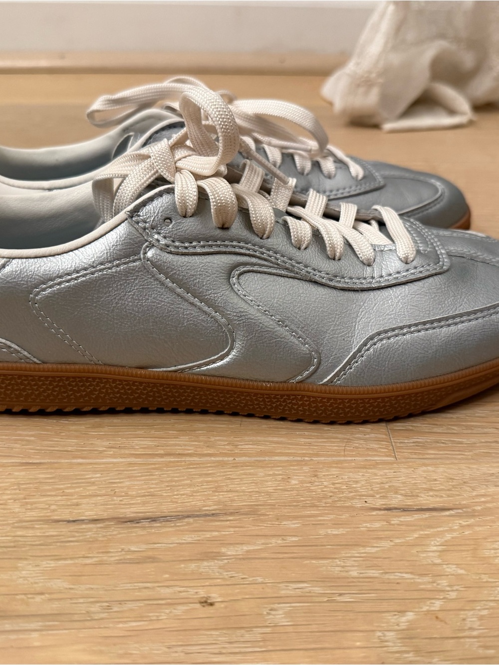 Skechers Silver Metallic Low-Top Sneakers with Gum Sole